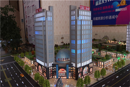 华龙西苑复试精装修3室2厅2卫68万88m2证满两年